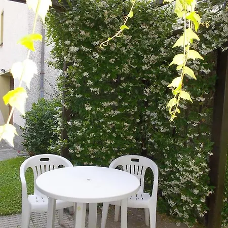 Da Lori Bed & Breakfast Tirano