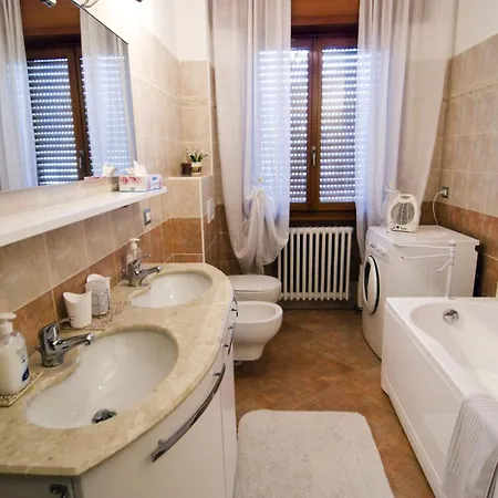 Da Lori Bed & Breakfast Tirano