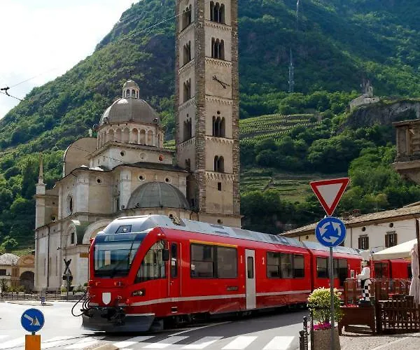 Da Lori Bed & Breakfast Tirano